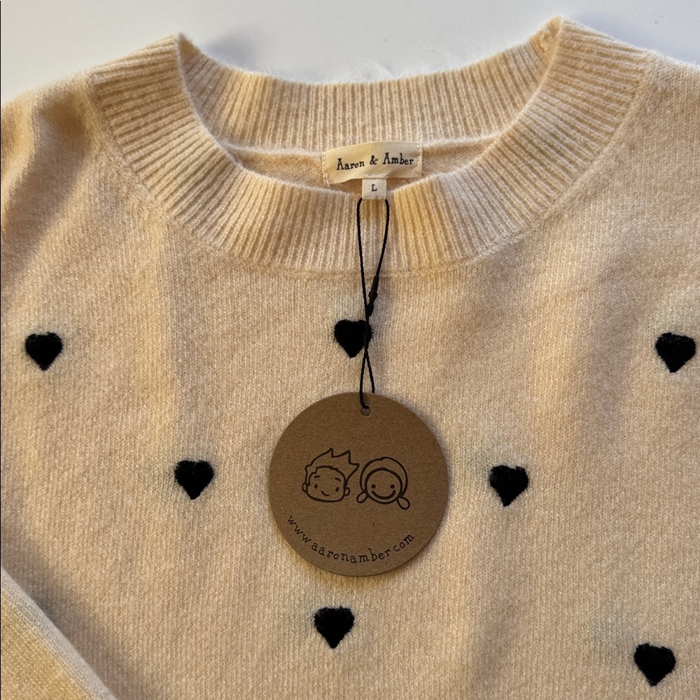 Aaron & Amber Embroidered Heart Sweater - Picture 4 of 6